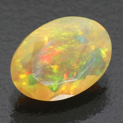  Камень RAINBOW MULTI опал натуральный 0.89 карат арт. 18557