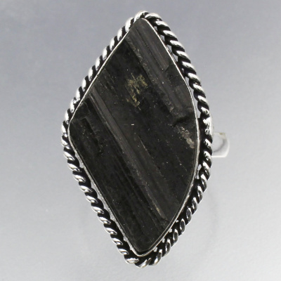 ​​​​​​​​​Дизайнерское кольцо с Турмалином натуральным арт. 20927