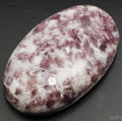  Камень Лепидолит натуральный 42.00 карат арт. 5667
