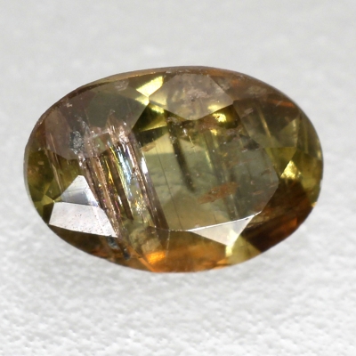Камень Андалузит натуральный 0.76 карат арт. 17360
