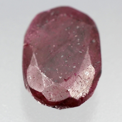Камень розовый корунд натуральный 19.90 карат арт 18654