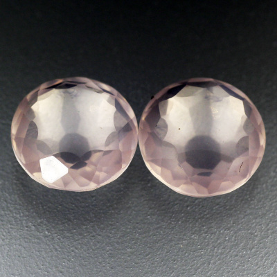 Камень розовый Кварц натуральный 12.60 карат арт 30296