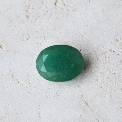 Камень зелёный берилл натуральный  карат арт. 50351