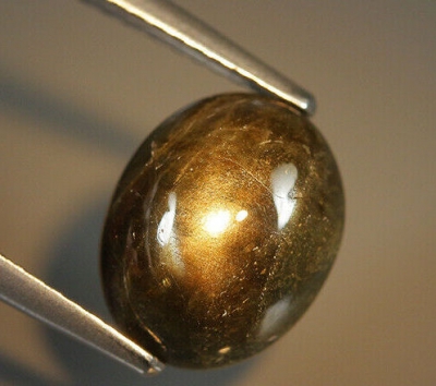  Камень черный звездчатый сапфир натуральный 5.37 карат арт 27769